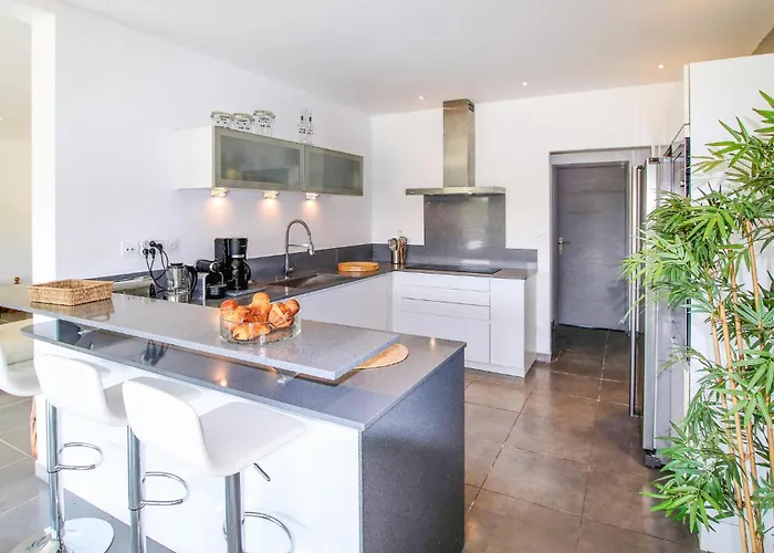 Holiday home Beautiful In Montelimar
